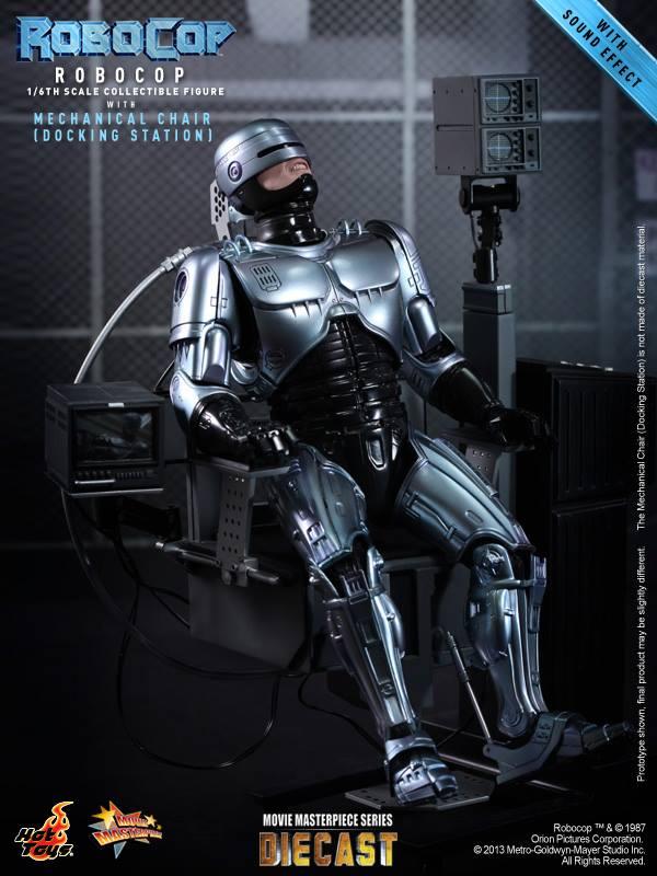 Hot Toys Robocop With