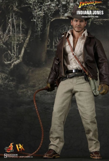 Hot Toys Raiders of the Lost Ark INDIANA JONES DX05 Figure 1//6th Scale STAGE