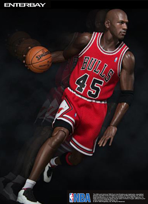 Enterbay RM-1053: NBA - Michael Jordan I'm Back Red 45