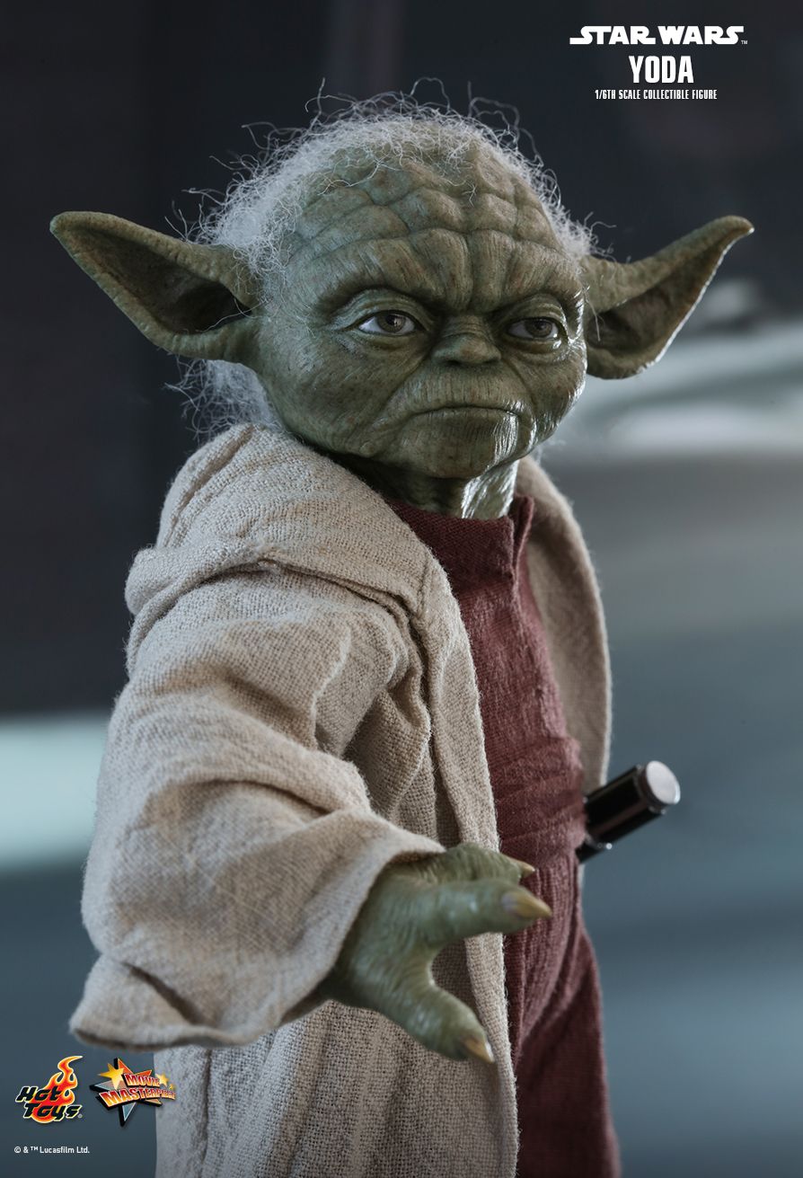 Hot Toys: Star Wars Attack of the Clones – Yoda