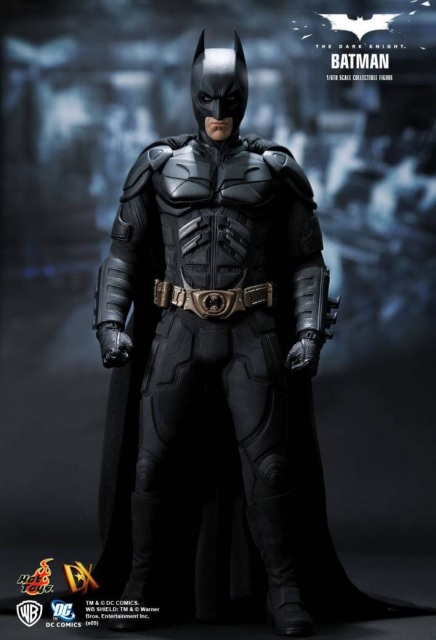Hot Toys: Batman The Dark Knight - Batman
